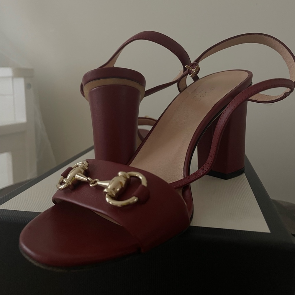 Gucci sandals